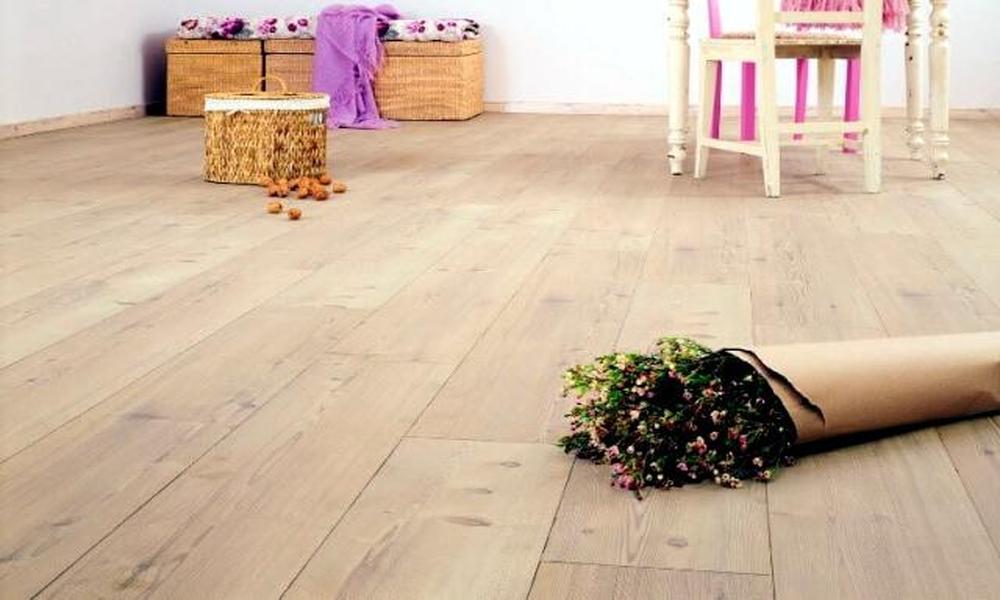 Maintenance and Cleaning Tips for Laminate Flooring